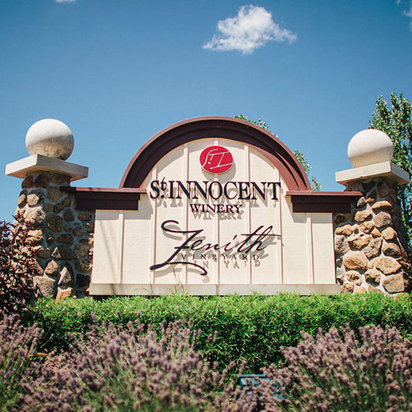 CDR_Projects_FW-Retail_ZenithVineyardsStInnocentWinery11